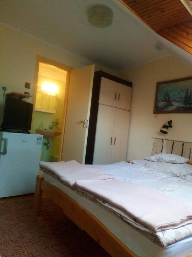 Agria Retur Vendeghaz Hotel Eger Luaran gambar