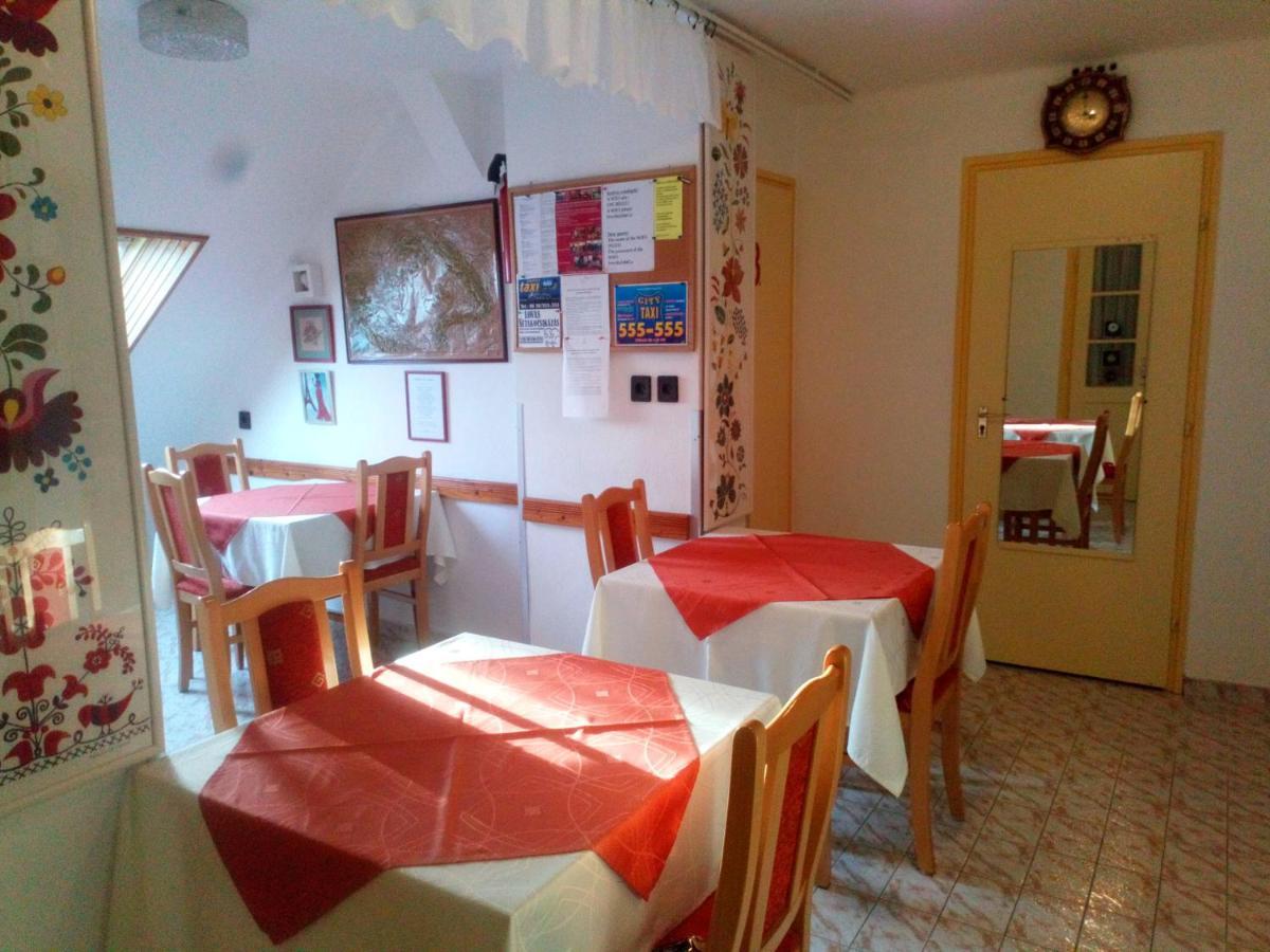 Agria Retur Vendeghaz Hotel Eger Luaran gambar