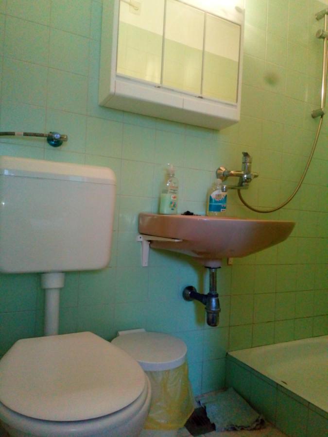 Agria Retur Vendeghaz Hotel Eger Luaran gambar
